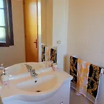 Eden House * פורט וילג'