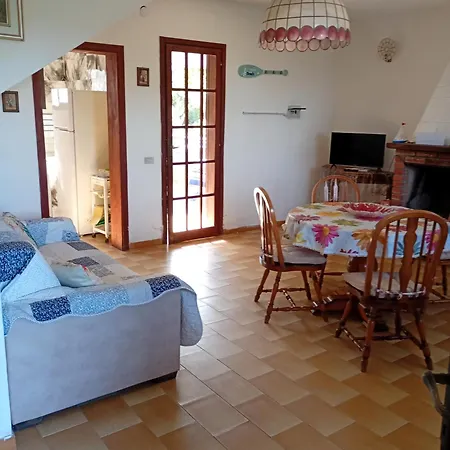 Eden House Casa de Férias